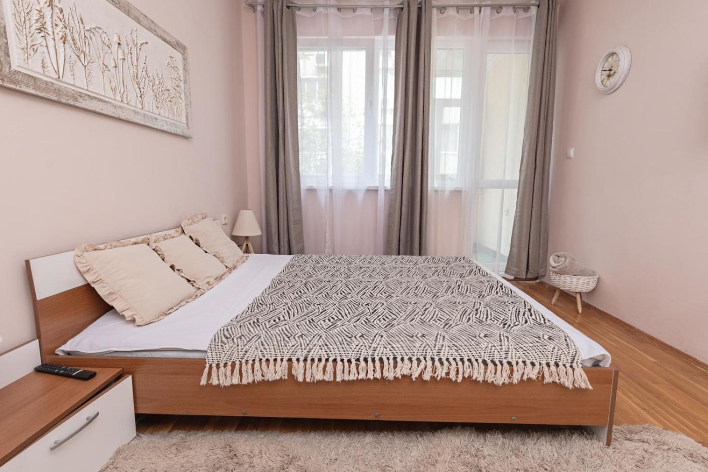 Sweet Home Varna Buitenkant foto